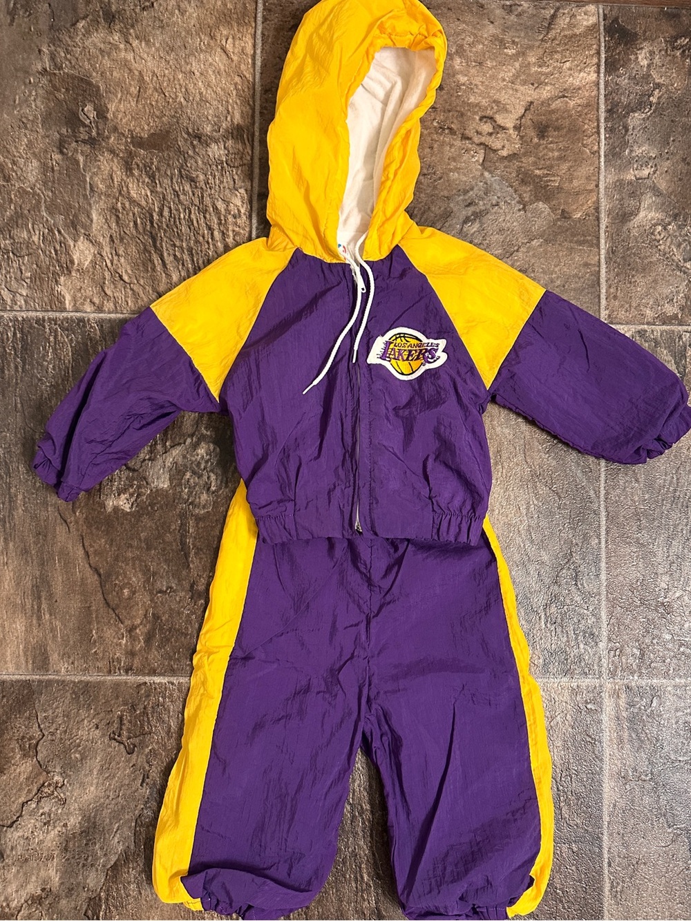 Vintage Los Angeles Lakers 2-piece nylon windsuit size 18 m